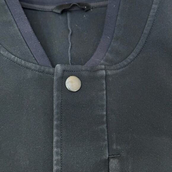 Lululemon Men’s Bomber Jacket XXL Black Stretch Softshell Zip Snap Front - Picture 12 of 14